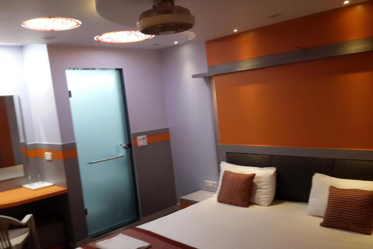 Отель Oyo 86669 Arnav Residency Нью-Дели Экстерьер фото