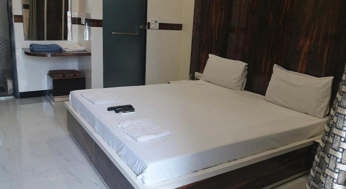 Отель Oyo 86669 Arnav Residency Нью-Дели Экстерьер фото